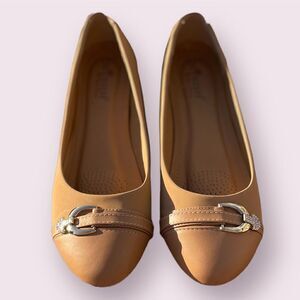 New without Box Cherish Tan Flats Size 11